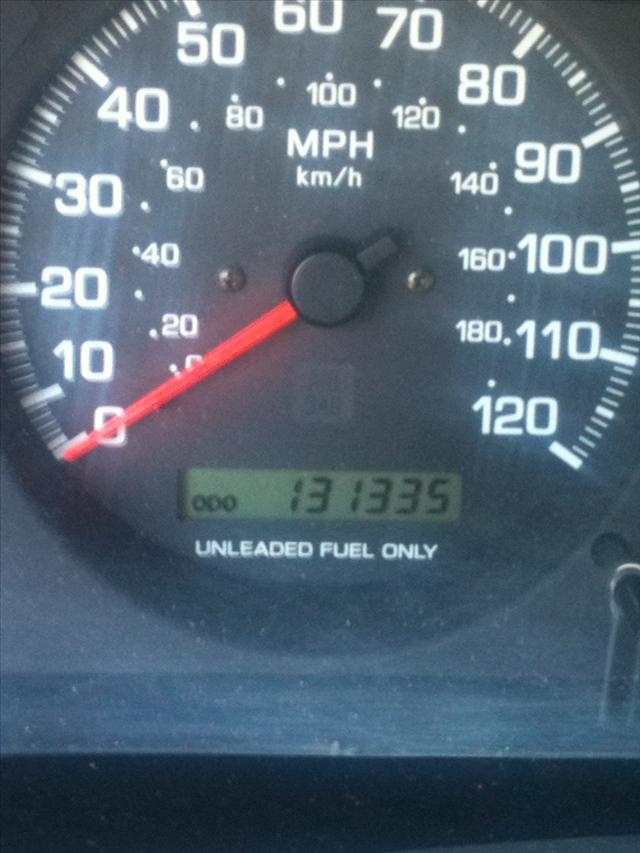 Nissan Pathfinder 1998 photo 2