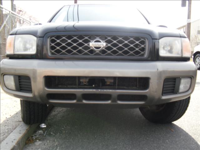 Nissan Pathfinder 1999 photo 4