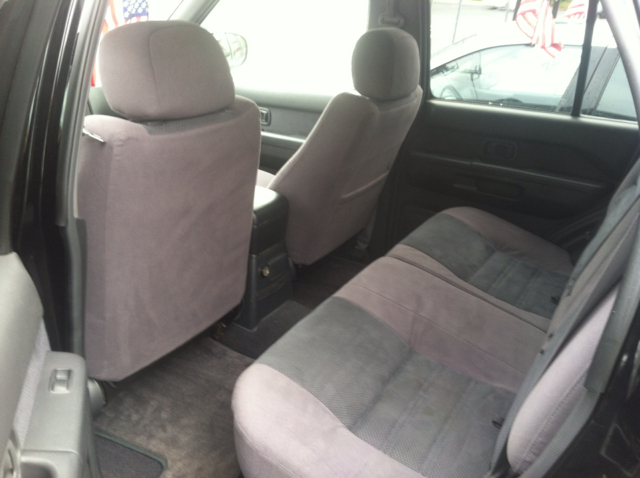 Nissan Pathfinder 1999 photo 1