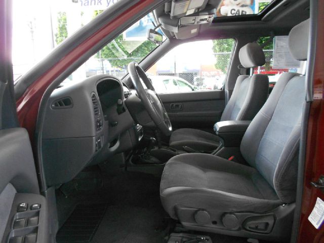 Nissan Pathfinder 1999 photo 5