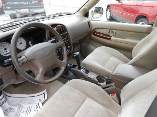 Nissan Pathfinder 1999 photo 0