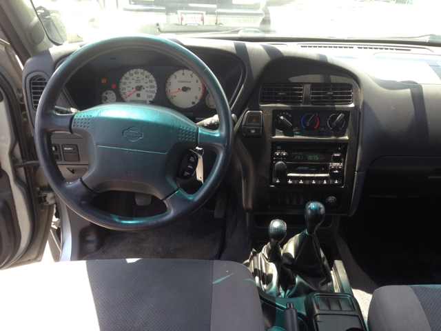 Nissan Pathfinder AWD W/leatherroof (7pass) SUV