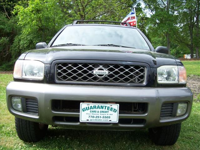 Nissan Pathfinder 2001 photo 2