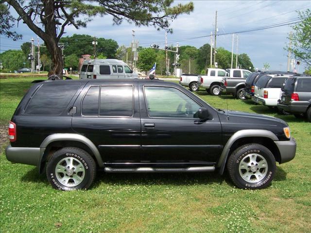 Nissan Pathfinder 2001 photo 3