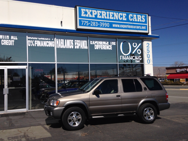 Nissan Pathfinder 2001 photo 4