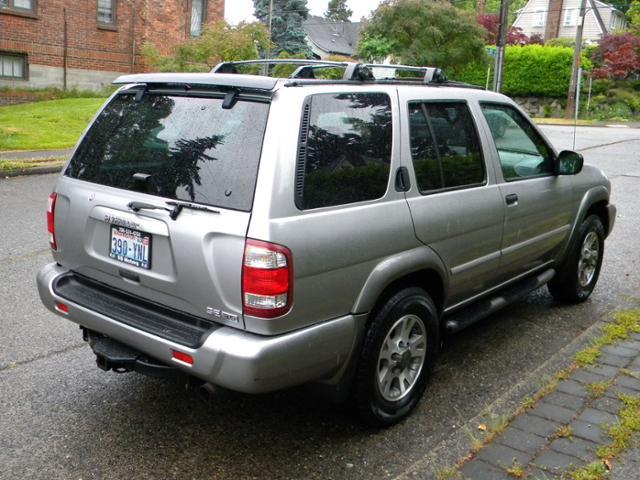Nissan Pathfinder 2001 photo 3