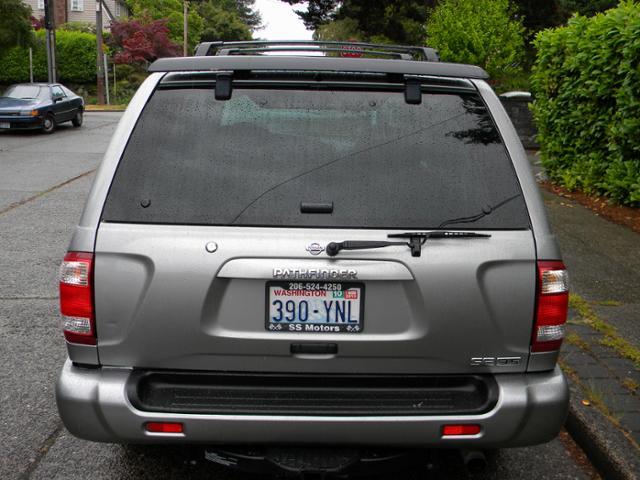 Nissan Pathfinder 2001 photo 4