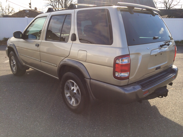 Nissan Pathfinder 2001 photo 3