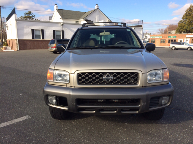 Nissan Pathfinder 2001 photo 4