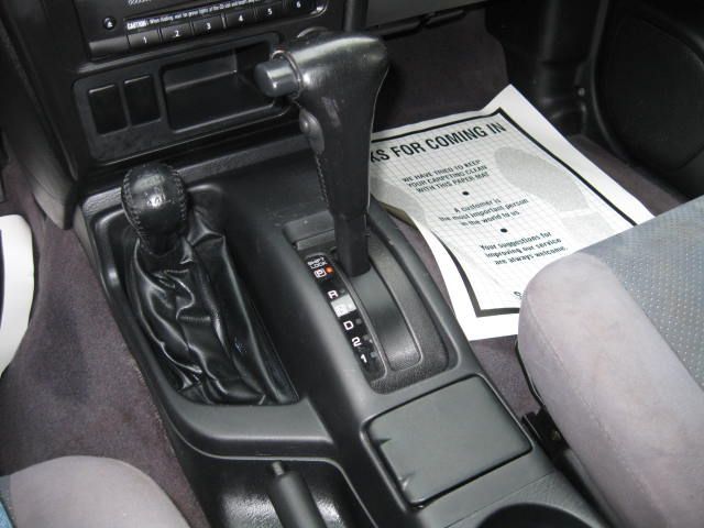 Nissan Pathfinder 2001 photo 14