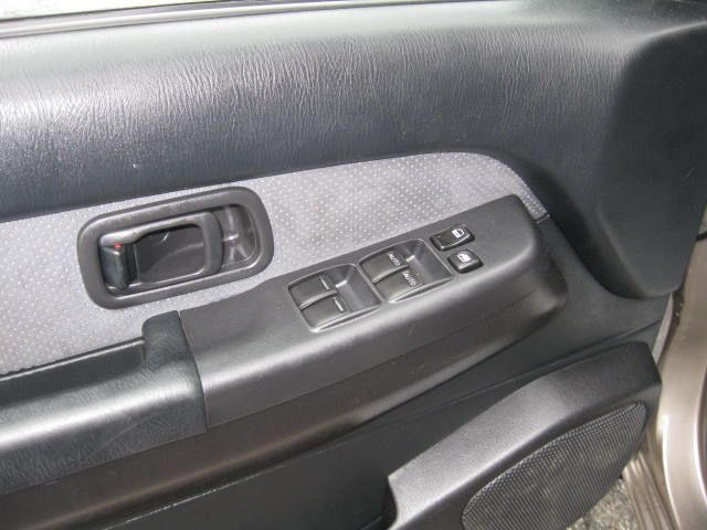 Nissan Pathfinder 2001 photo 16