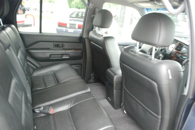 Nissan Pathfinder 2001 photo 15