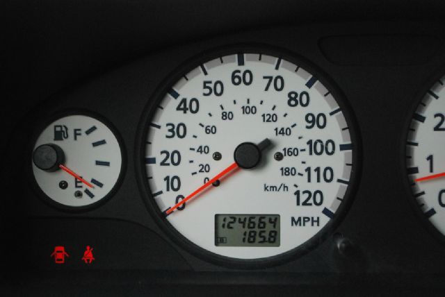 Nissan Pathfinder 2001 photo 16