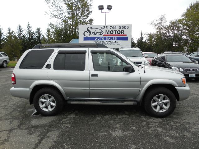 Nissan Pathfinder 2002 photo 2