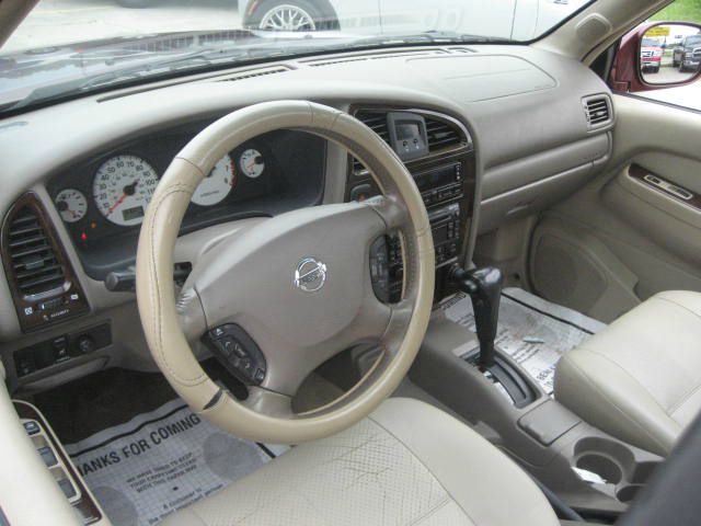 Nissan Pathfinder 2002 photo 12