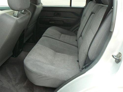 Nissan Pathfinder 2002 photo 3
