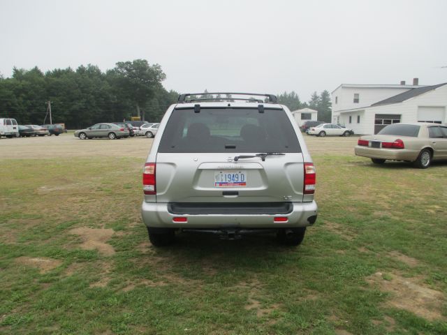 Nissan Pathfinder 2002 photo 4