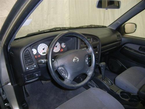 Nissan Pathfinder SE Other