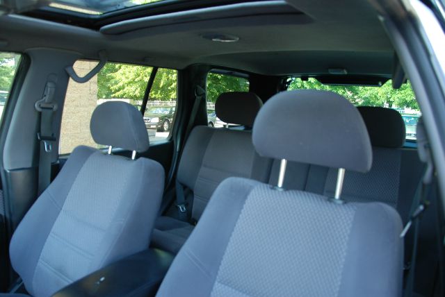 Nissan Pathfinder 2002 photo 3