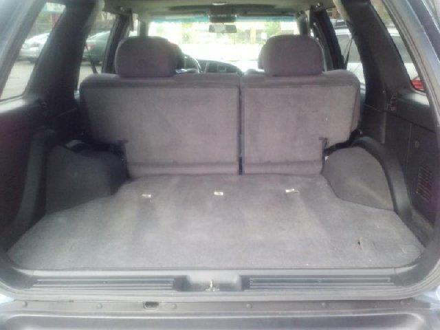 Nissan Pathfinder 2002 photo 3