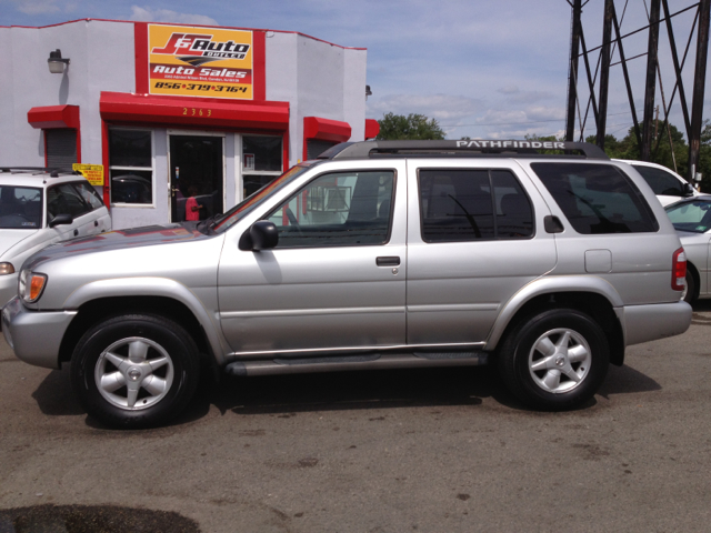 Nissan Pathfinder 2002 photo 3