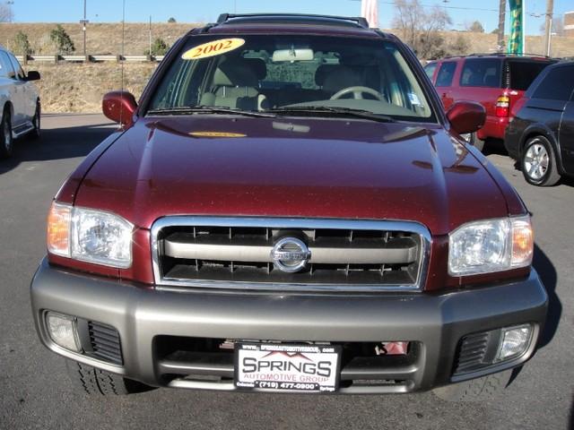 Nissan Pathfinder 2002 photo 2
