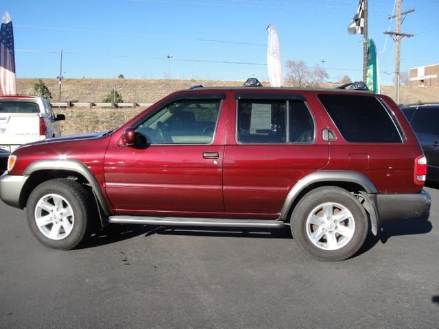 Nissan Pathfinder 2002 photo 3