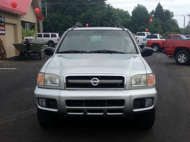 Nissan Pathfinder 2002 photo 3