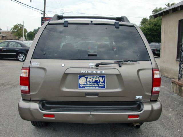 Nissan Pathfinder 2002 photo 3