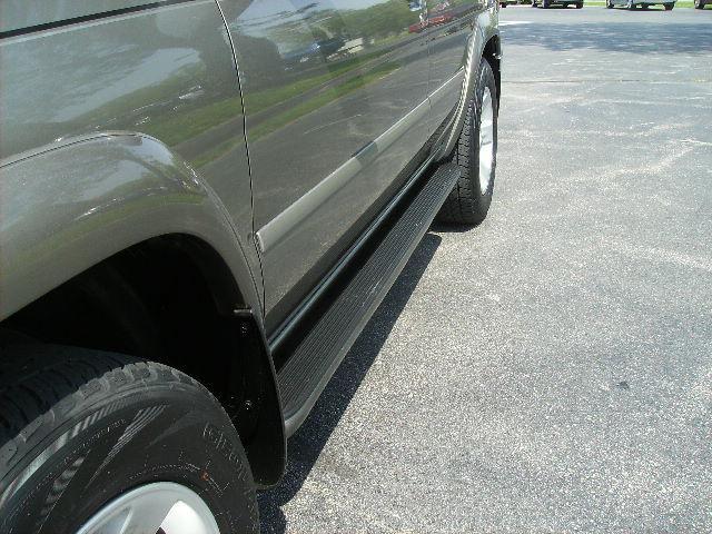 Nissan Pathfinder 2003 photo 2