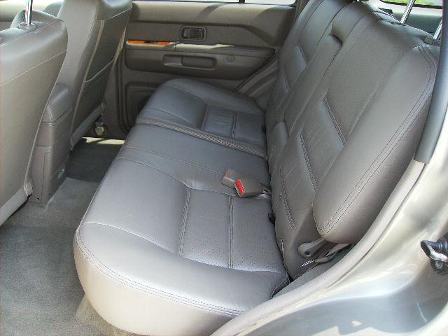 Nissan Pathfinder 2003 photo 4