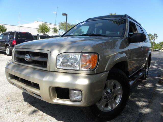 Nissan Pathfinder 2003 photo 2