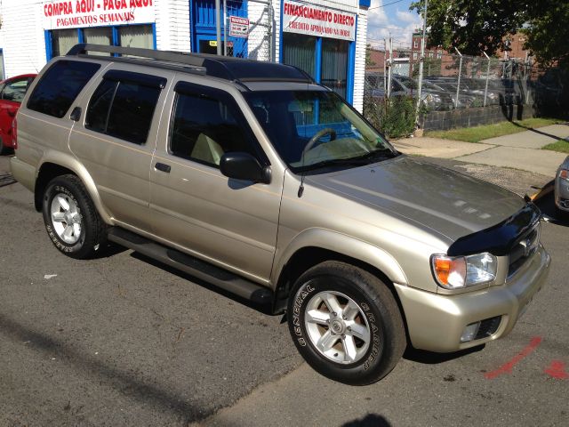 Nissan Pathfinder 2003 photo 4