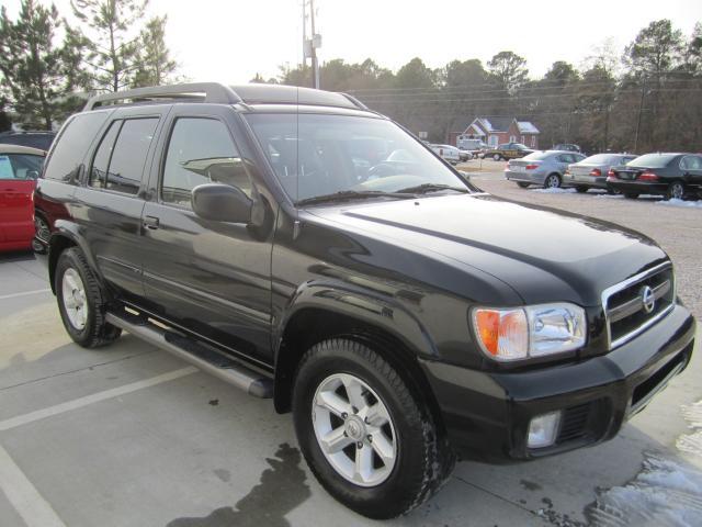 Nissan Pathfinder 2003 photo 1