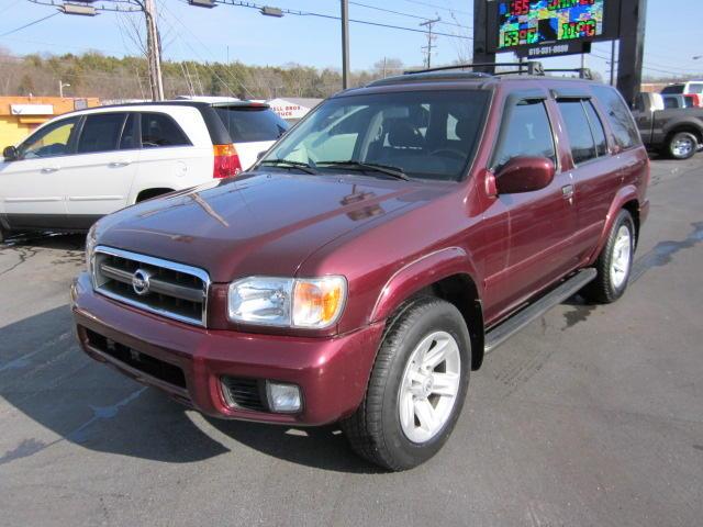 Nissan Pathfinder 2003 photo 1