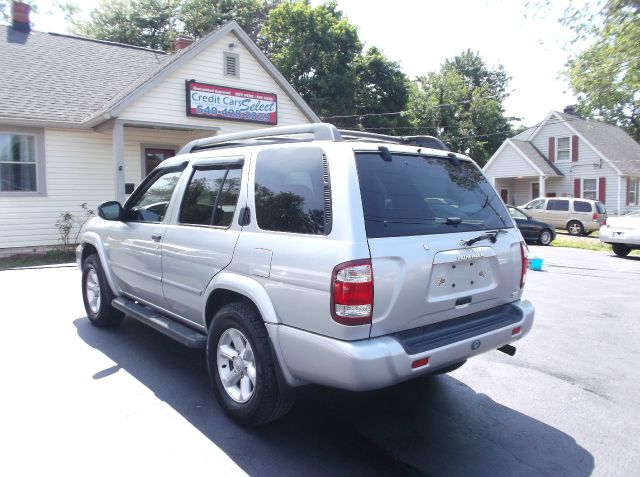 Nissan Pathfinder EX-L W/ DVD System SUV