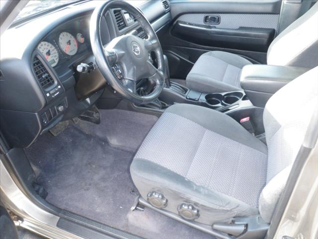 Nissan Pathfinder 2003 photo 1