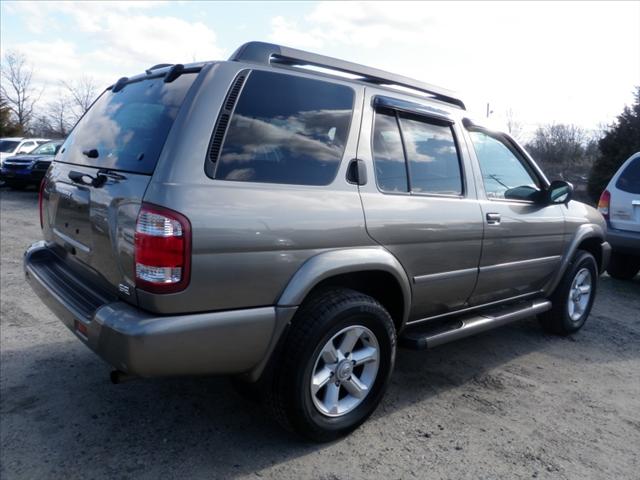 Nissan Pathfinder 2003 photo 2