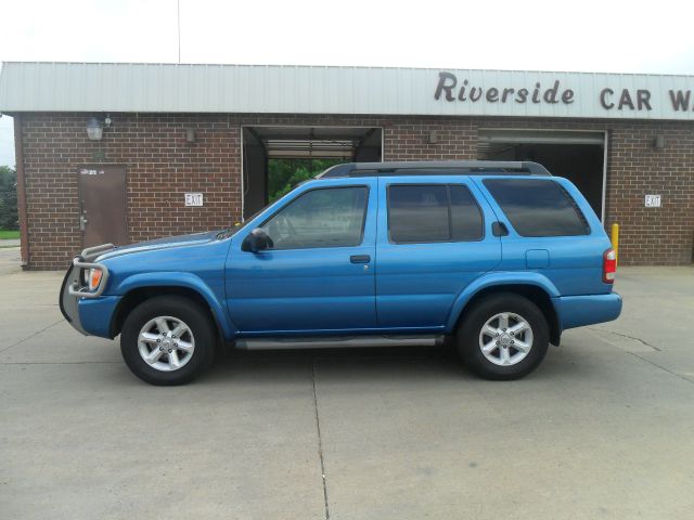Nissan Pathfinder 2003 photo 4