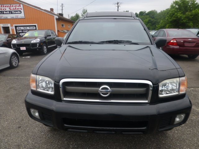 Nissan Pathfinder 2003 photo 2