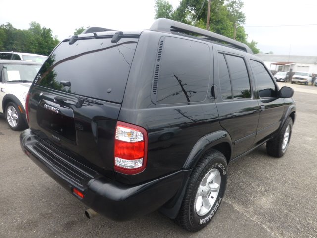 Nissan Pathfinder 2003 photo 3