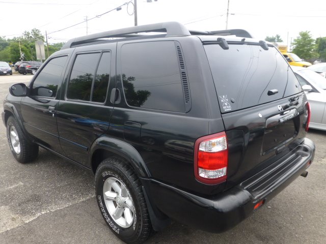 Nissan Pathfinder 2003 photo 4