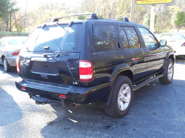 Nissan Pathfinder 2003 photo 3