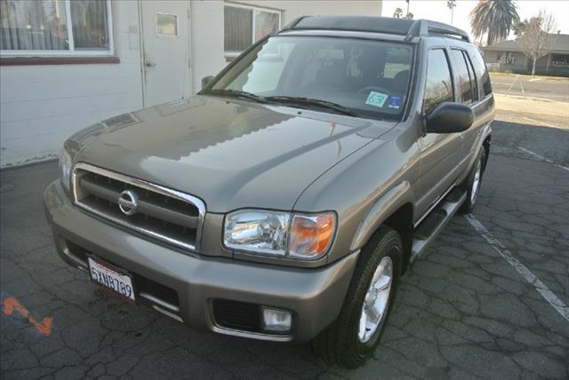 Nissan Pathfinder 2003 photo 3