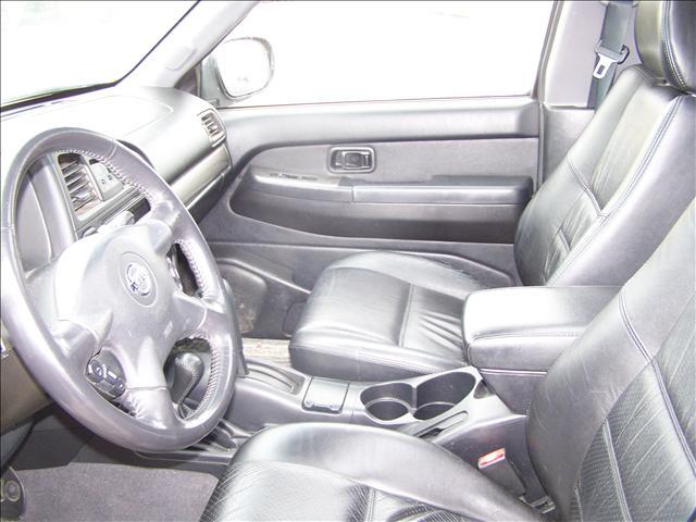 Nissan Pathfinder 2003 photo 3