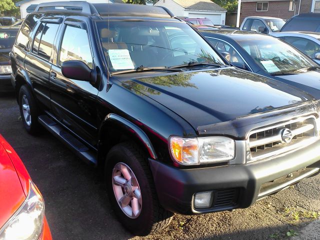 Nissan Pathfinder 2003 photo 1