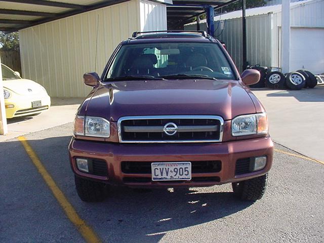 Nissan Pathfinder 2003 photo 3