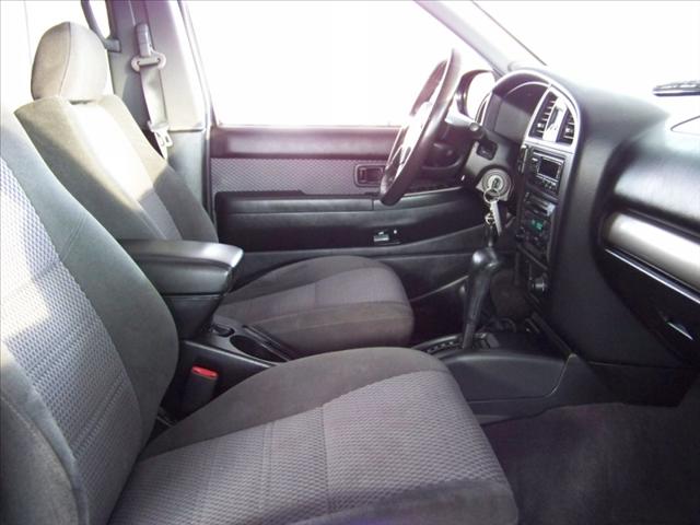 Nissan Pathfinder 2003 photo 2