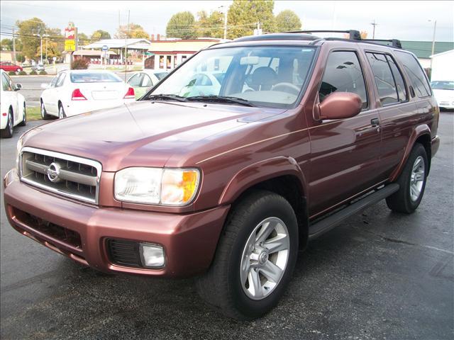 Nissan Pathfinder 2003 photo 1