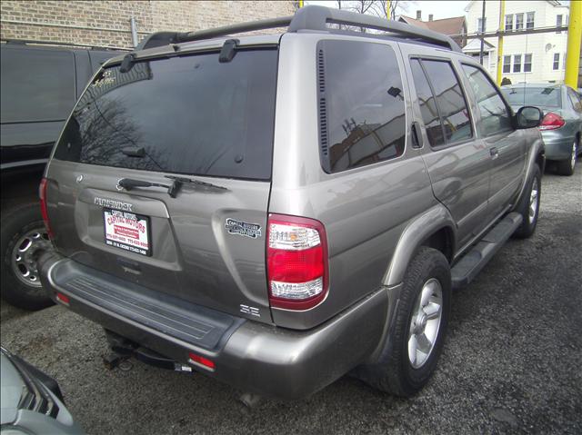Nissan Pathfinder 2003 photo 4